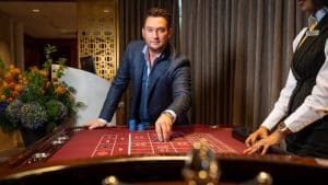 Holland Casino probeert drempel te verlagen met sponsoring volkszanger